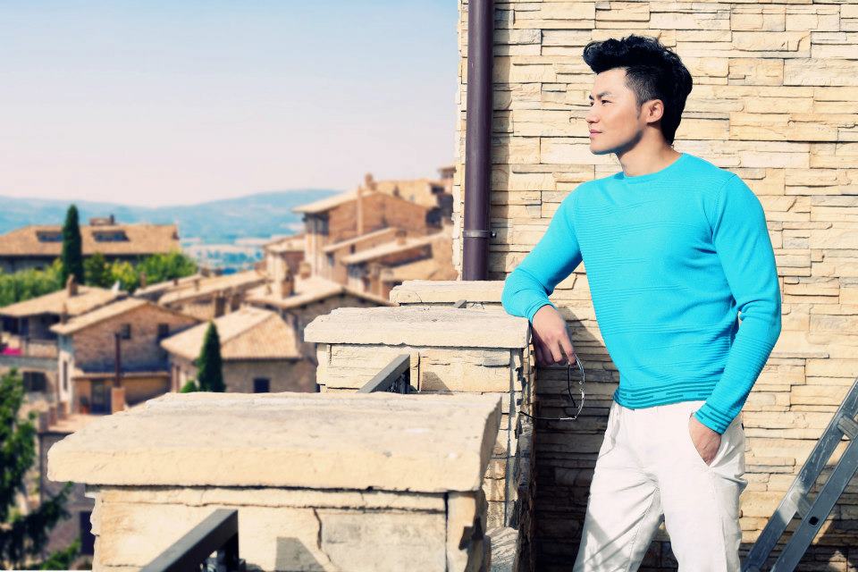 Загвар өмсөгч О.Амгаланбаатар ургийн бичиг хөтөлөхийн ач тусыг мэдэрчээ